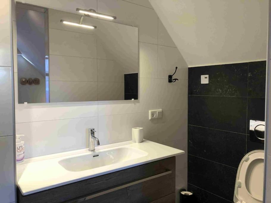 Bazien Luxe Kamer Bij Strand En Kreek Natuur En Veel Faciliteiten Westkapelle Ngoại thất bức ảnh